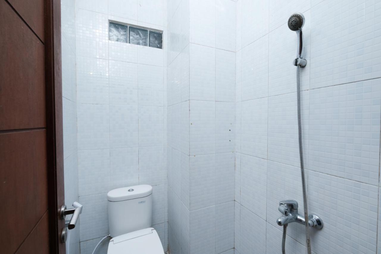 فندق Reddoorz At Buah Batu 5 باندونج المظهر الخارجي الصورة